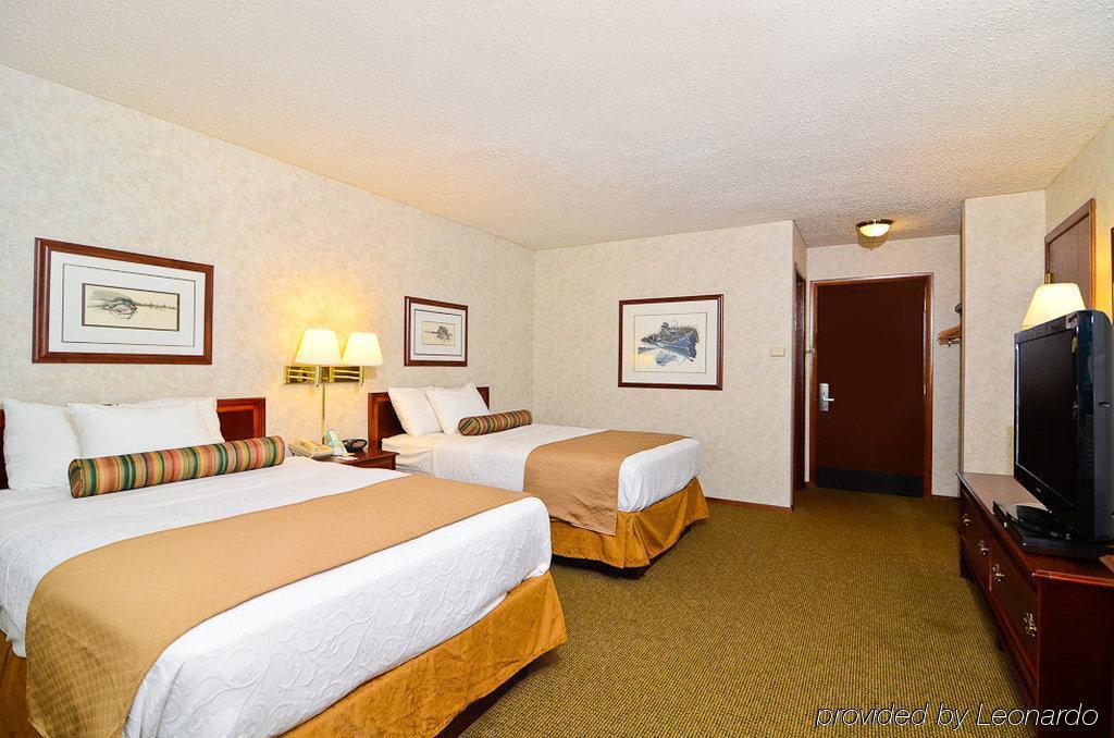 Quality Inn Wausau Room photo
